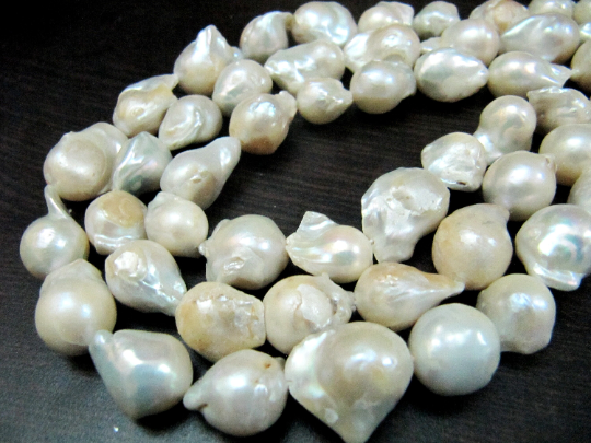 Natural White Pearl Baroque Shape / Nugget Shape15 to 20mm Beads strand 16'' long