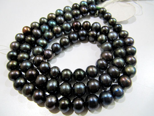 Natural Black Pearl Round Beads 10mm Round Shape Strand 16 inches