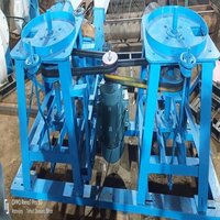 Flour Mill 24 Inches Horizontal Bolt Type Atta Chakki Machine
