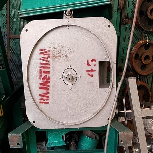 Semi Automatic 10 HP 20Inch Bolt Type Flour Mill Machine