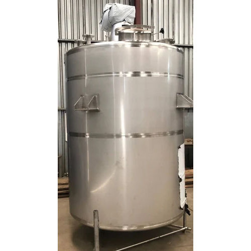 2000 Litre Stainless Steel Mixing Vessel - Color: Silver