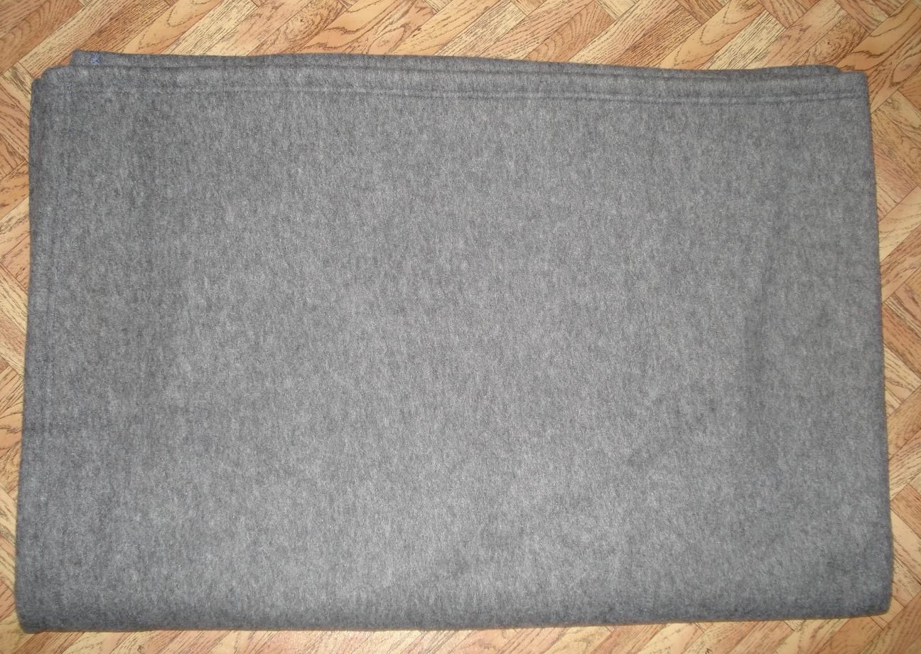 50%  woolen 50 % Synthetic blanket