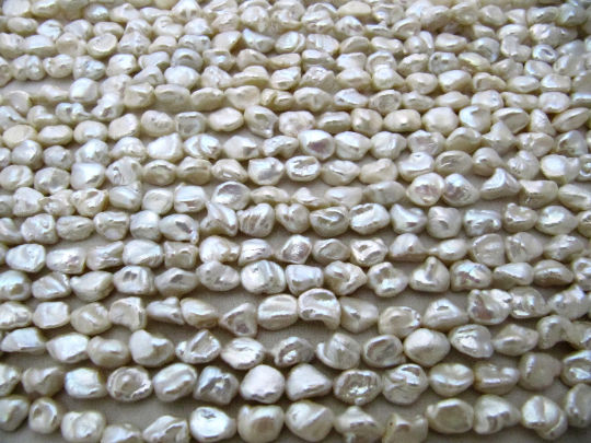 Natural Genuine Pearl Tumble 8-9mm Beads Strand 16 inches Long