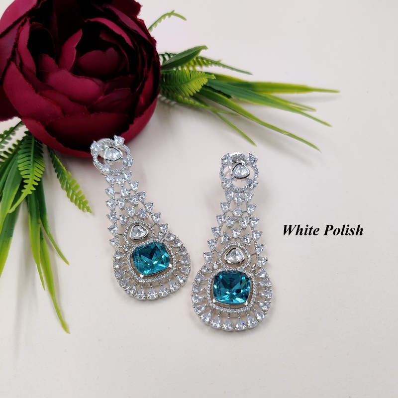 Glamorous Shimmering American Diamond Earring