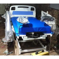 Motorized Labour And Delivery Bed - Dimension (L*W*H): 75"X35"X20"-32 Inch (In)