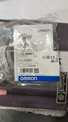 OMRON PROXIMITY SENSOR, TL-W3MC1