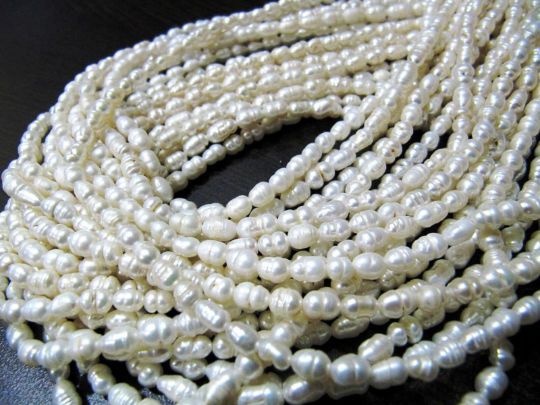 Natural Fresh Water Pearl 5-6mm Rice Pearl Beads 13 inches Long