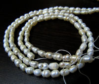 Natural Fresh Water Pearl 5-6mm Rice Pearl Beads 13 inches Long