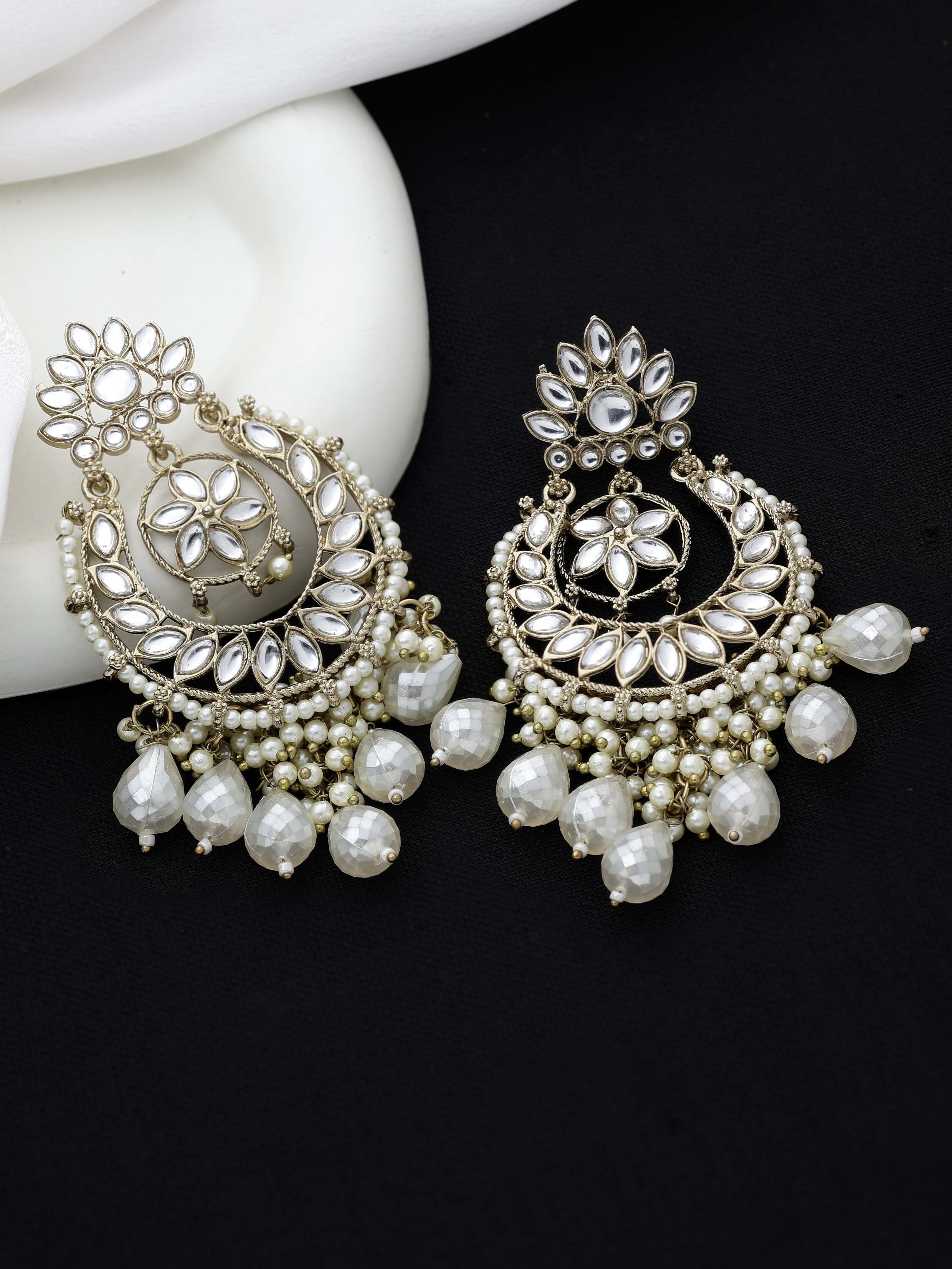 Kundan Elegance Chandbalis Earrings..