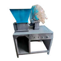 Garden Waste Shredder - 500 Kg/hr Capacity | Stainless Steel, Semi-Automatic, Manual Control, 2-5 Years Warranty, 200-250 Volt