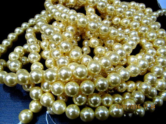 Pearl beads Golden Color Round beads 6 to 7mm Strand 15 to 16 inch Long