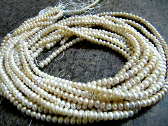 Natural Fresh water Pearl Rondelle  Plain 5mm Beads Strand 16 inches Long