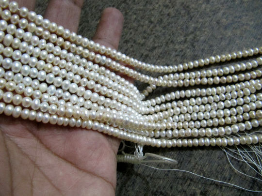 Natural Fresh water Pearl Rondelle  Plain 5mm Beads Strand 16 inches Long