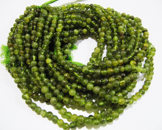 Natural Genuine Peridot Round Plain 5mm Beads Strand 13 Inches Long