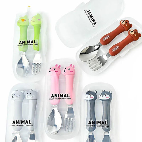 Portable Childrens Cutlery Set With Storage Case - Color: Different Available