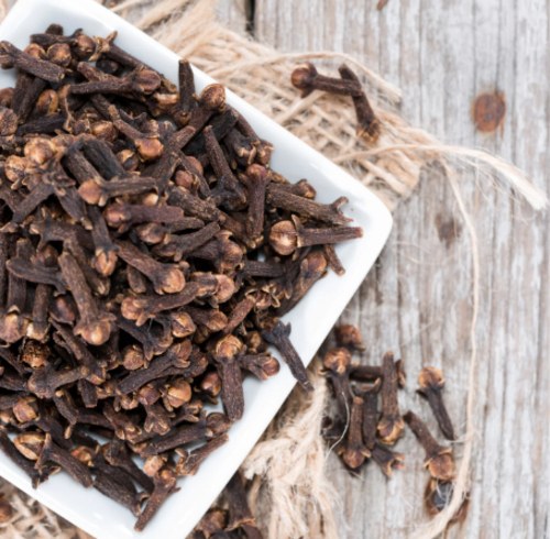 Dry cloves