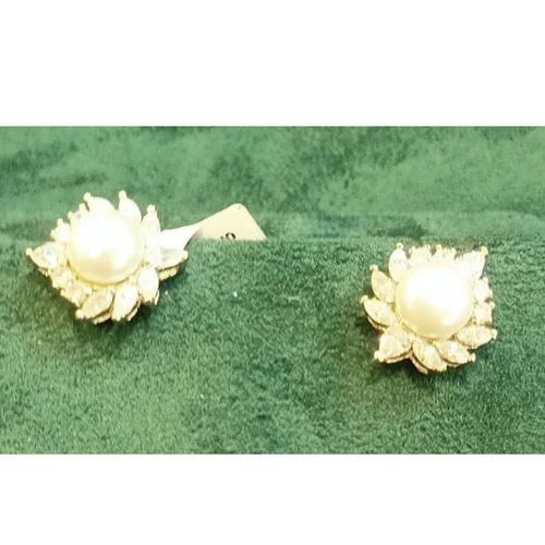 Ladies Lab Grown Diamond Pearl Earrings