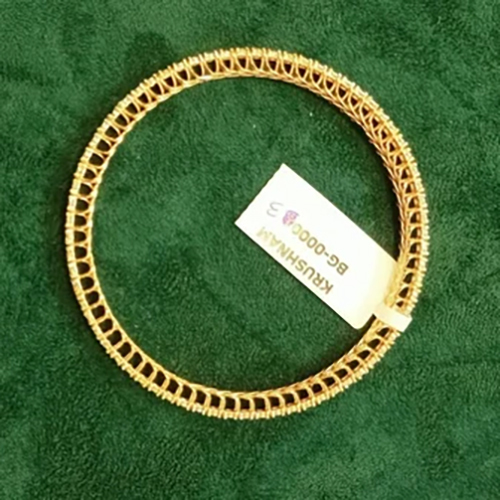 Ladies Party Wear Lab Grown Diamond Gold Bangle