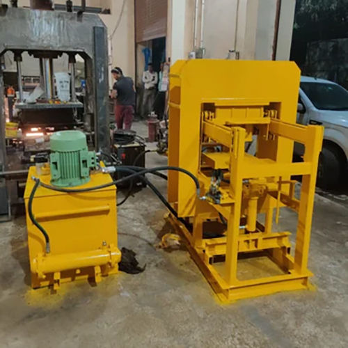 Semi Automatic Bricks Machine