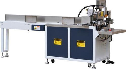 napkin packing machine
