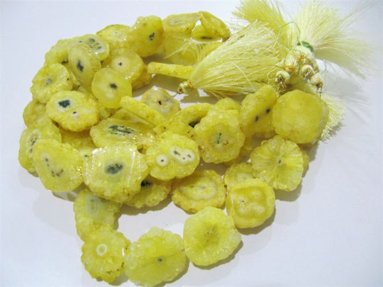 Natural Lemon Color Solar Quartz Druzy 20 to 30mm Strand 10 inches long