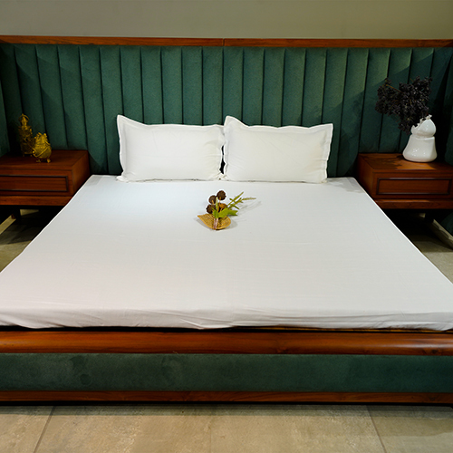 Solid White Bedsheet