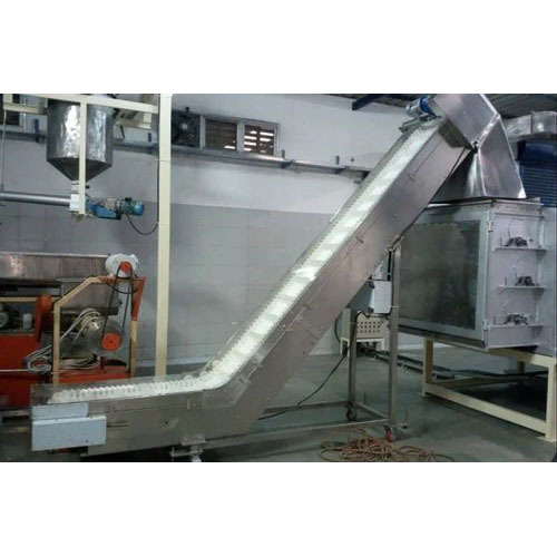 Pockets Belt Conveyor