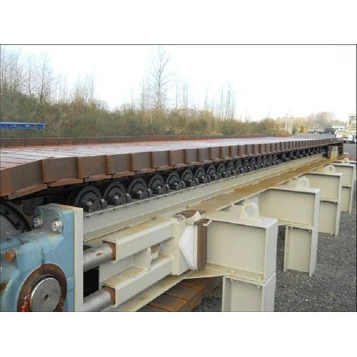 Pan Conveyor System - Material: Mild Steel