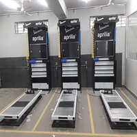 Piaggio Vespa Scooter Ramp - Lift Design: Scissor Lift