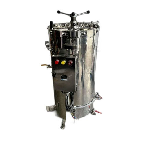 Vertical Autoclave Radial Locking