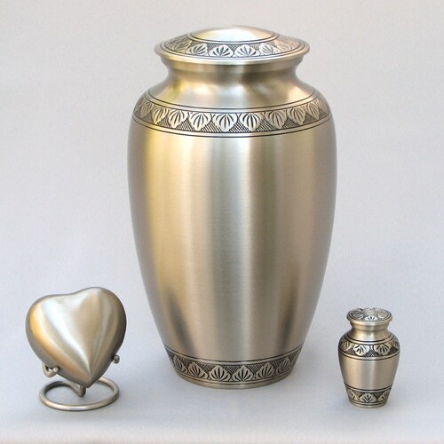Brass Pewter Finish Classic Cremation Urn for Human Ashes,Traditional Funeral Urns Wholesale Supplies