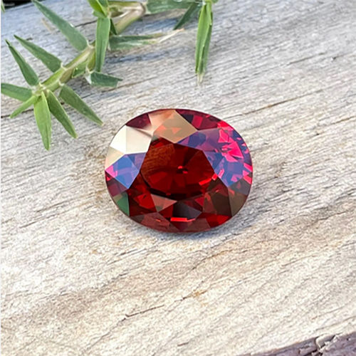 Natural Red Garnet Gemstone - Size: Various