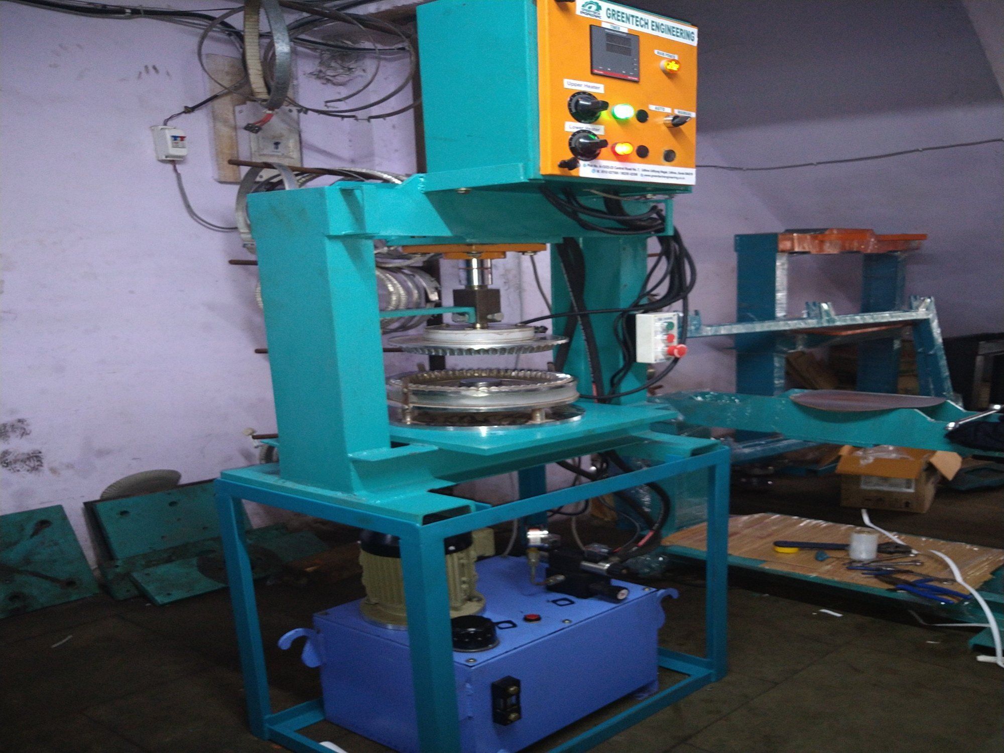 Hydraulic Single Die Thali Making Machine