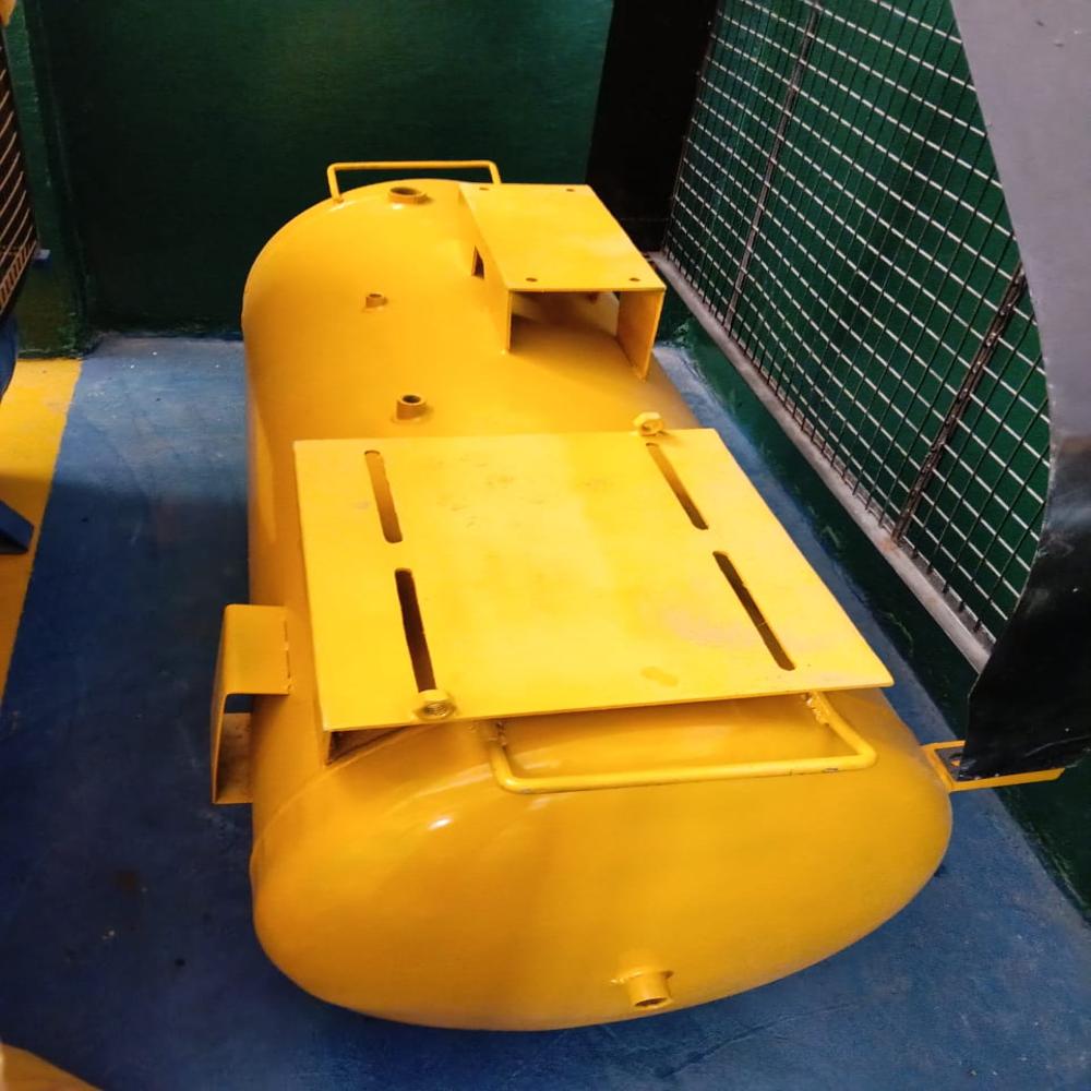 Horizontal Air Receiver - Air Flow Capacity: 500 Liter (l)