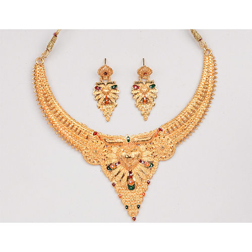 Imitation Gold Necklace Set - Color: Golden