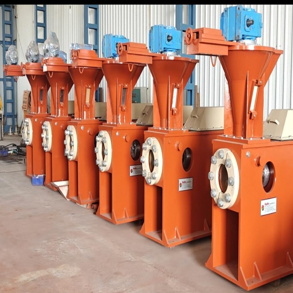Briquetting Presses - Briquette Size: 90Mm