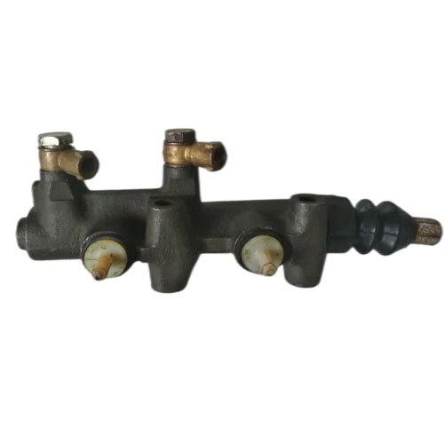 Peejo jeep Master Cylinder