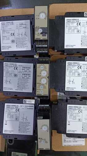 OMRON TIMER, H3DKZ-FA (240-440 VDC)
