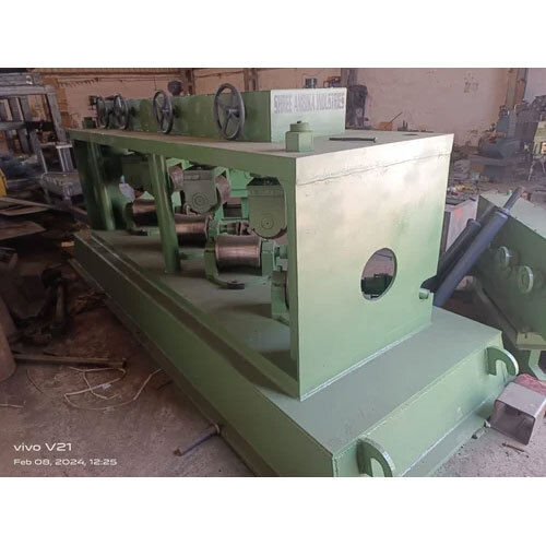 Black Bar Straightening Machine