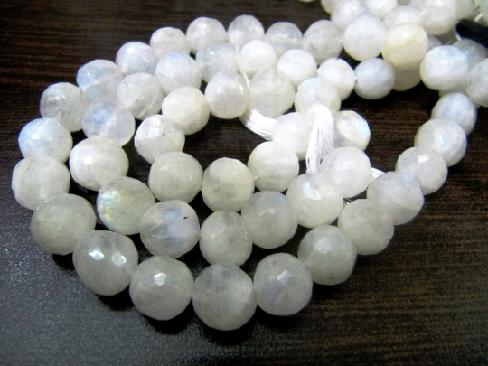 Natural White Rainbow Moonstone Round Faceted 8-10mm beads Strand 10''