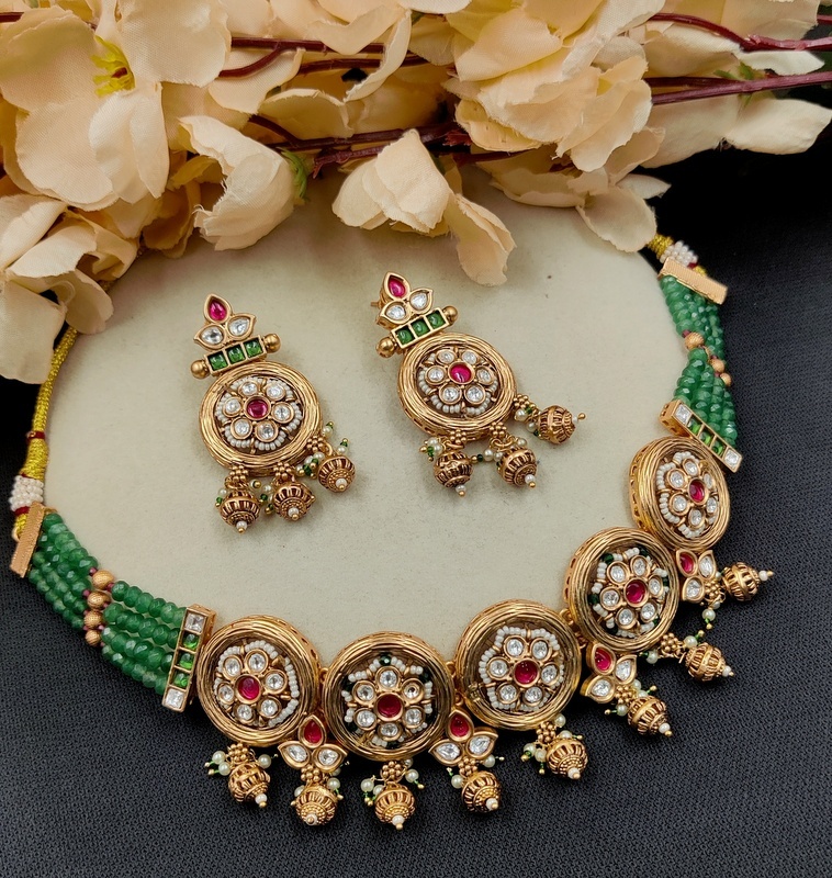 Elegant Essence Polki Necklace Set