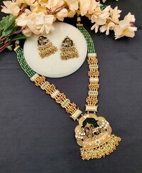 Elegant Adornment Polki Necklace Set