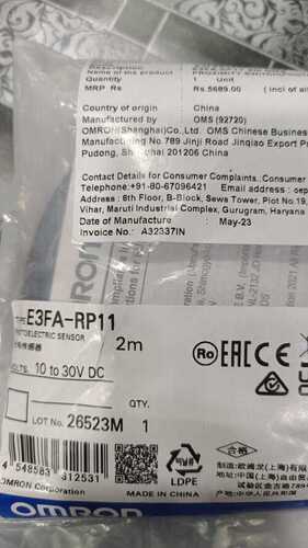 OMRON PHOTOELECTRIC SENSOR E3FA-RP11(10-30V DC)