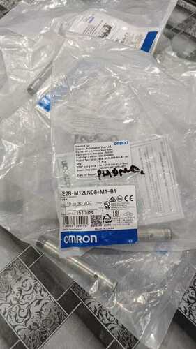 OMRON PROXIMIT SENSOR, E2B-M12LN08-M1-B1