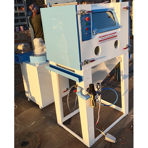 Sand Blasting Cabinet - Material: Metal