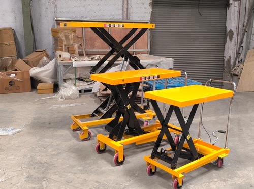 Scissor trolleys