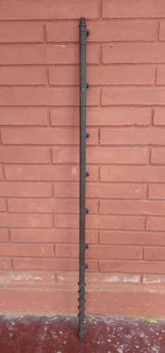 fencing pole