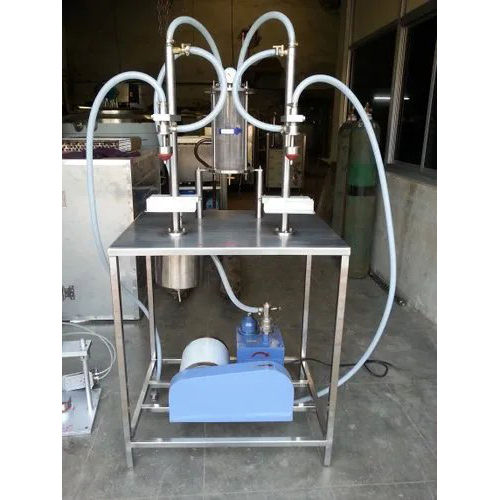 Semi Automatic Liquid Filling Machine