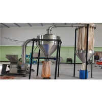 Red Chilli Powder Making Machine - Capacity: 100 Kg/hr