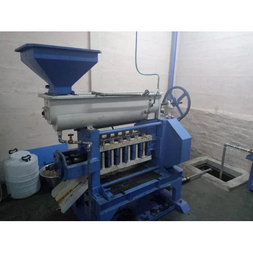 6 Bolt Oil Extraction Machine - Automatic Grade: Automatic